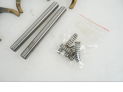 Höger sida på Växelgaffel från en KTM 1290 Super Duke R -2021 motorcykel.