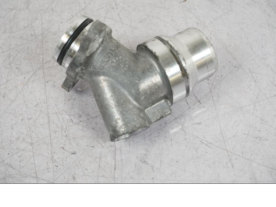 Baksidan på Vattenkyl från en BMW R 1250 GS -2023 motorcykel.