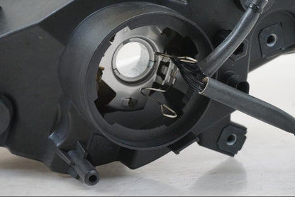 Extrabild6 på Strålkastare från en BMW R 1200 RS -2014 motorcykel.