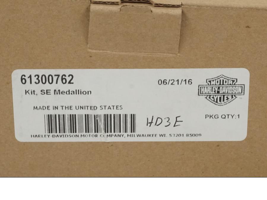 Höger sida på Luftburksdekor från en H-D Harley diverse -2017 motorcykel.