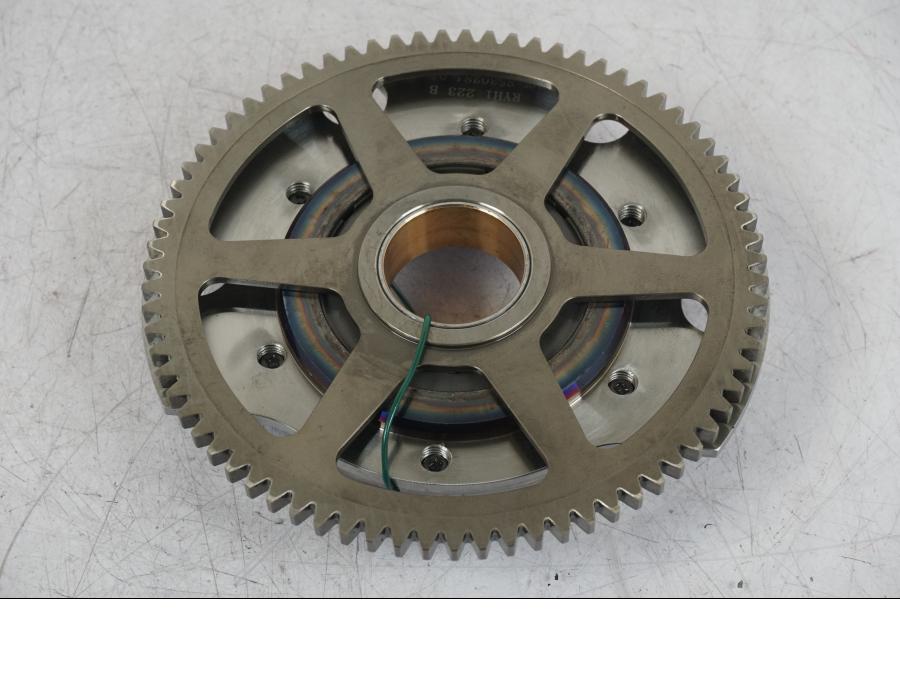 Höger sida på Startkopplingsdrev från en BMW R 1250 GS -2023 motorcykel.