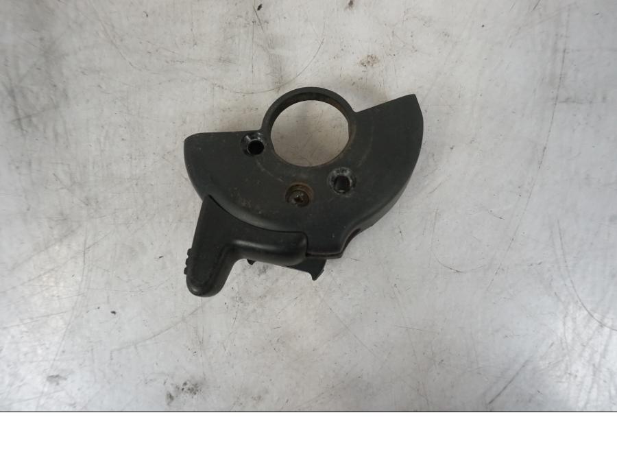 Baksidan på Chokereglage från en BMW R 1150 GS -2002 motorcykel.