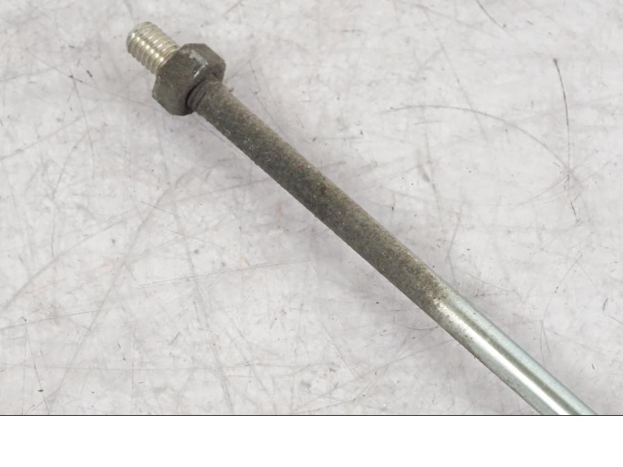 Vänster sida på Växelled från en Suzuki GSF 1250 -2010 motorcykel.