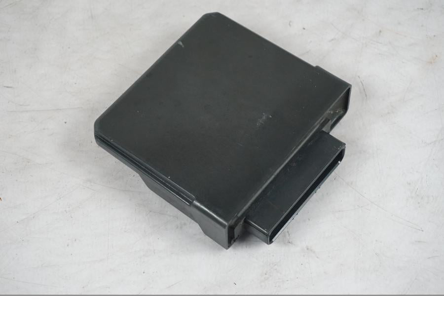 Vänster sida på CDI / ECU från en KTM 690 SM R -2009 motorcykel.