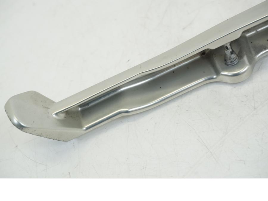 Extrabild1 på Sidostöd från en Ducati Streetfighter V4 -2020 motorcykel.