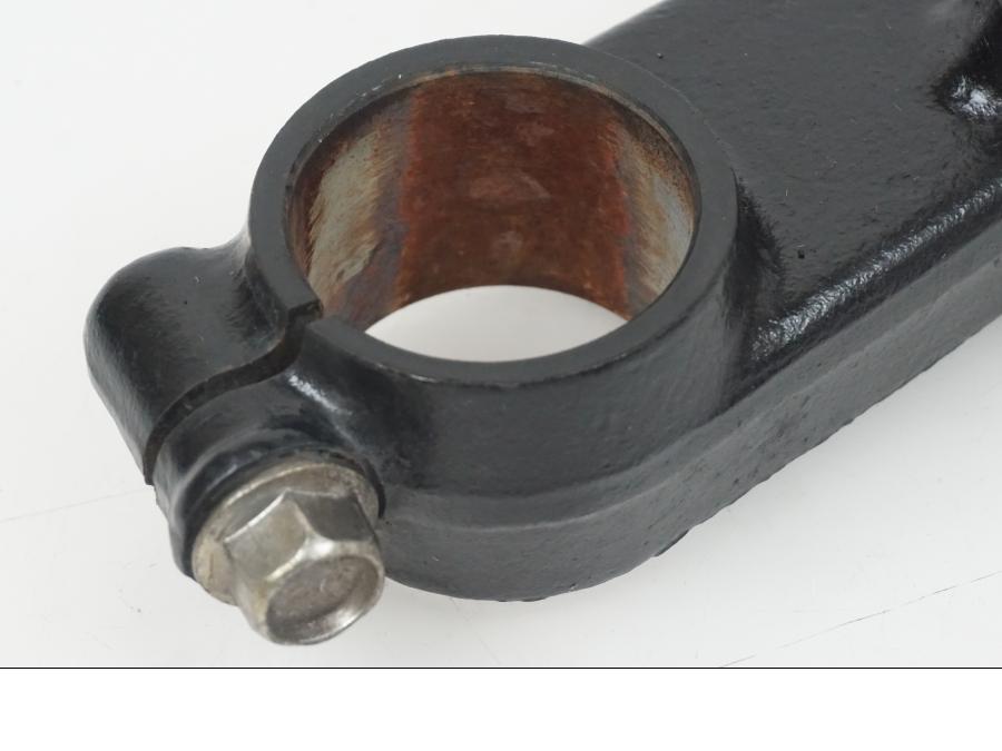 Höger sida på Gaffelkrona från en Yamaha XJ 900 -1997 motorcykel.