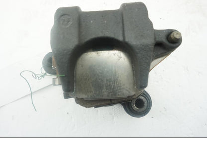 Baksidan på Bromsok från en Honda CBR 900 RR -1997 motorcykel.