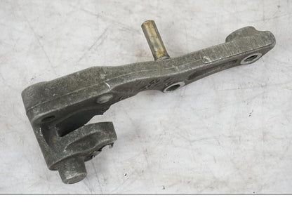 Höger sida på Bromsoksfäste från en Honda XRV 750 -1993 motorcykel.