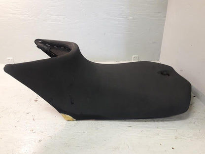 Framsidan på Sadel från en Yamaha MT 125 -2017 motorcykel.