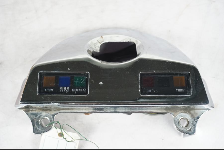 Framsidan på Instrumentpanel från en Kawasaki VN 1500 -1994 motorcykel.