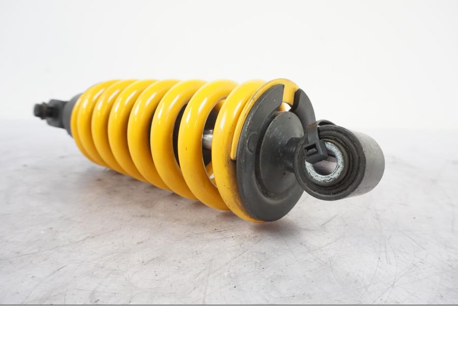 Snett uppifrån på Stötdämpare från en Yamaha YZF-R 125 -2008 motorcykel.