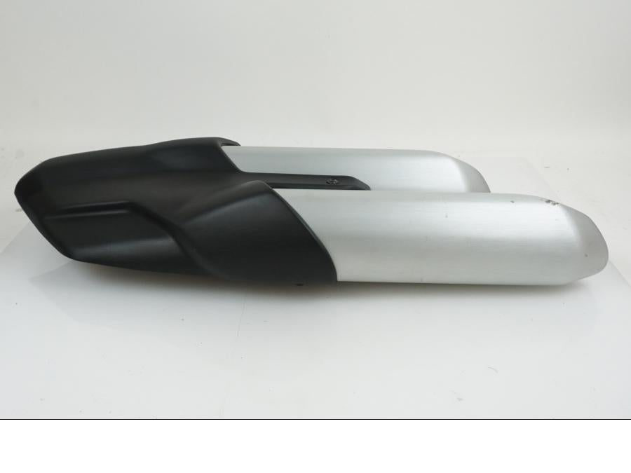 Höger sida på Ljuddämpare från en Ducati Multistrada 1260 -2019 motorcykel.