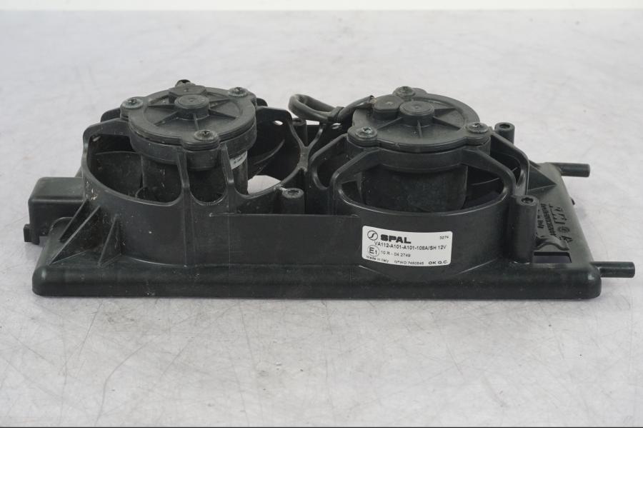 Framsidan på Vattenkylfläkt från en KTM 1290 Super Adventure R -2018 motorcykel.