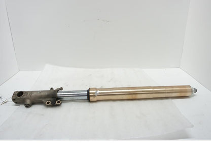 Baksidan på Gaffelben från en Ducati Monster 900 -1998 motorcykel.