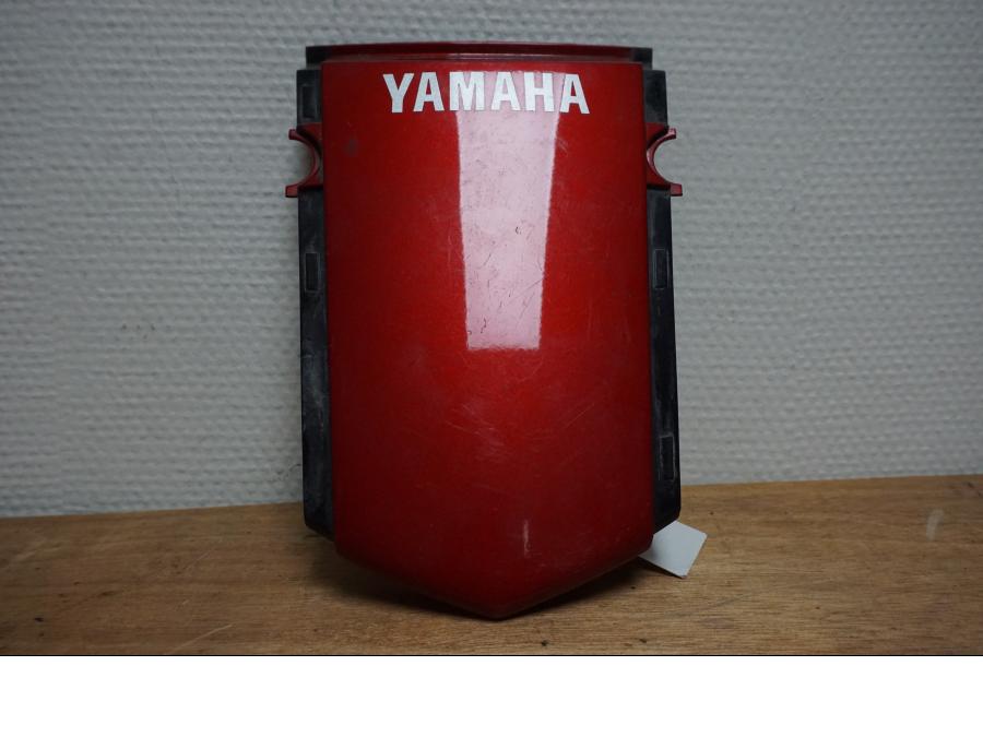 Framsidan på Bakvinge från en Yamaha TDM 900 -2008 motorcykel.