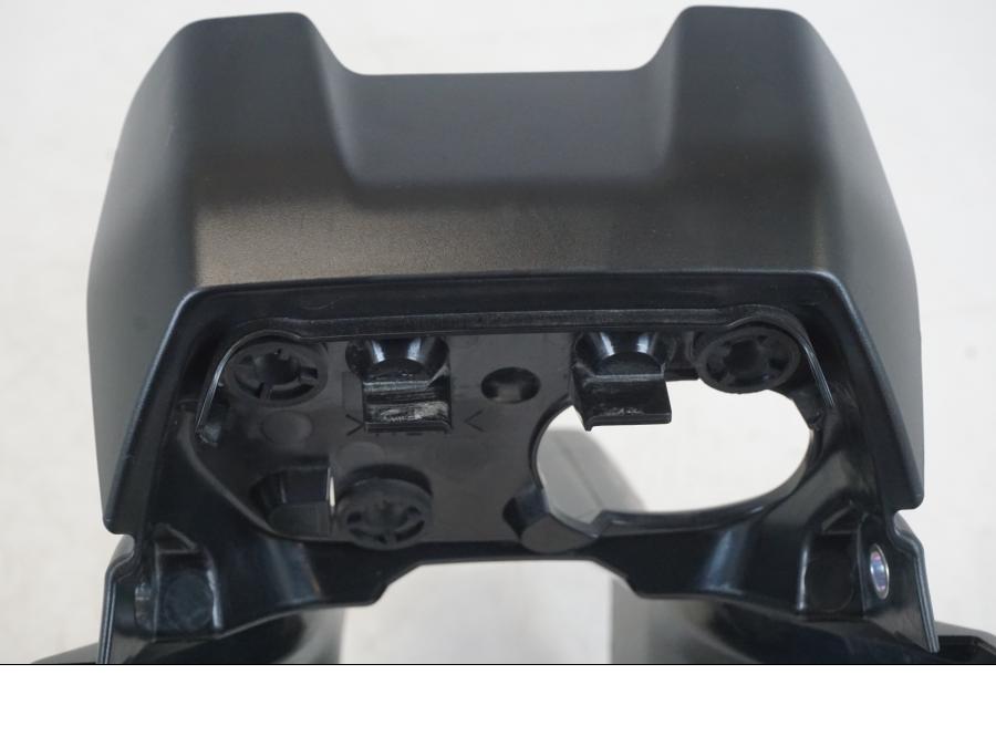 Extrabild1 på Instrumentkåpa från en Yamaha YZF R7 -2022 motorcykel.