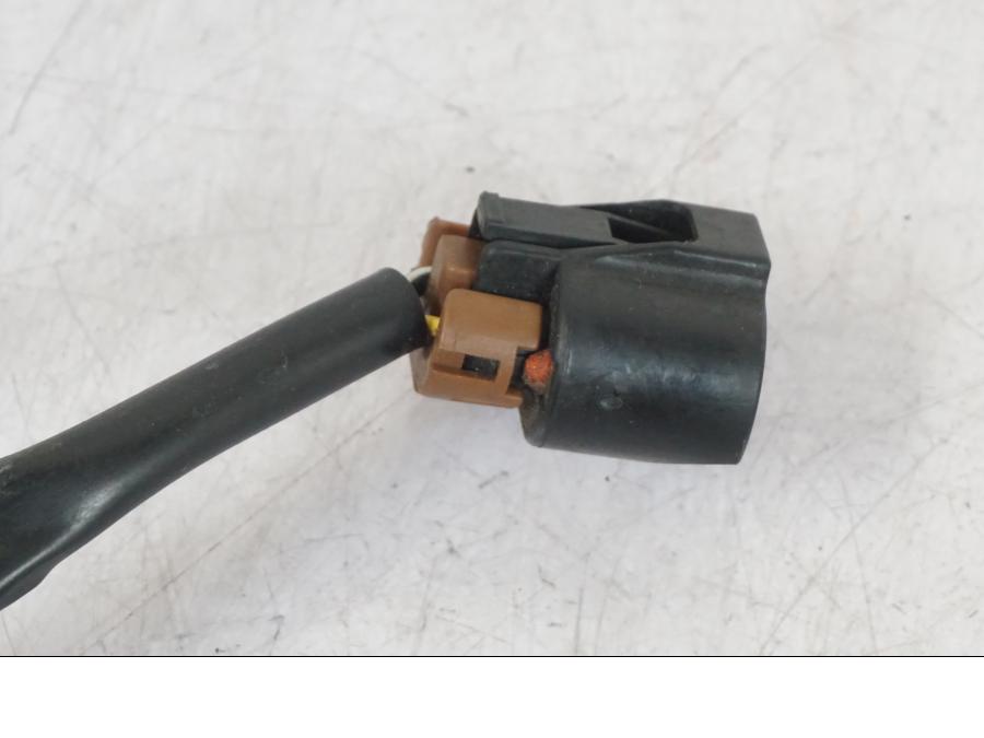 Vänster sida på Kablage från en Suzuki GSX 1300 RX -1999 motorcykel.