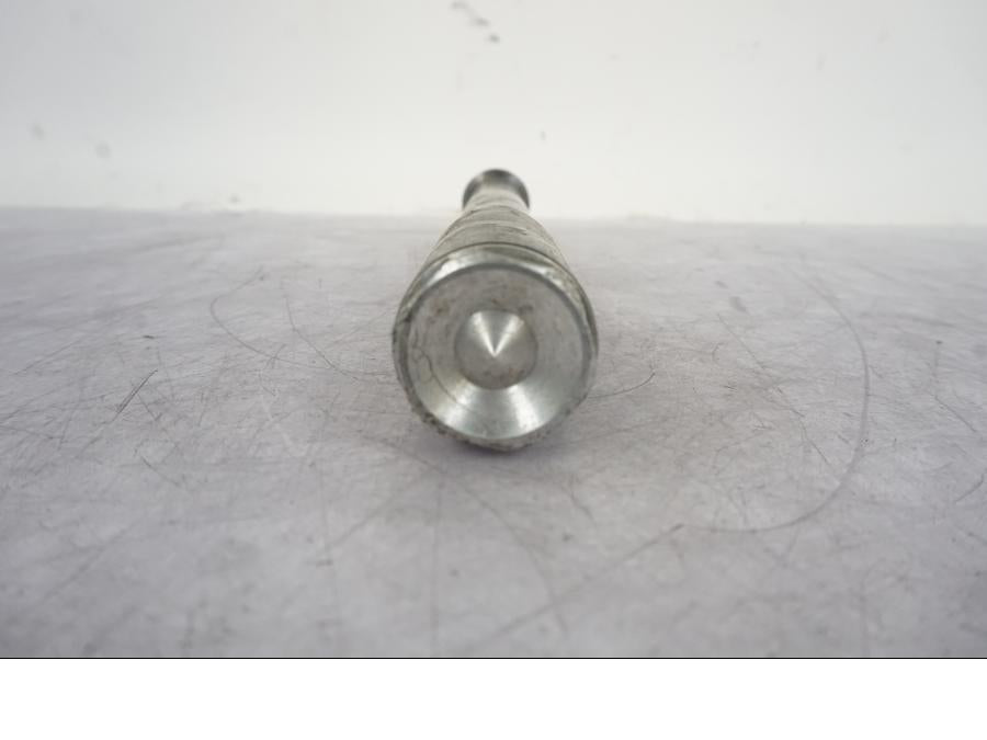 Höger sida på Axel från en KTM 640 SM -2005 motorcykel.