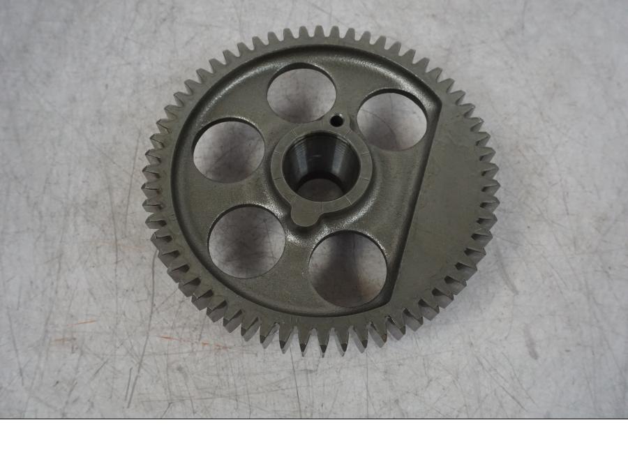 Baksidan på Motordelar från en BMW R 1200 GS -2010 motorcykel.