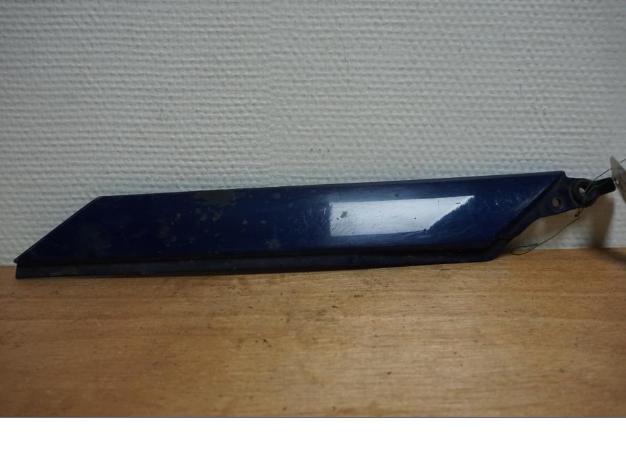 Framsidan på Sidopanel från en Yamaha FJ 1200 -1986 motorcykel.