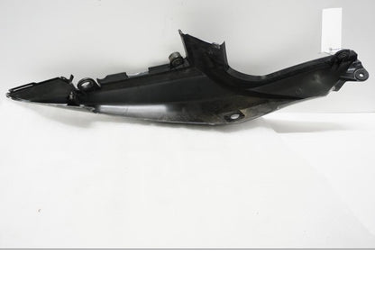 Höger sida på Bakvinge från en Suzuki SV 1000 -2007 motorcykel.