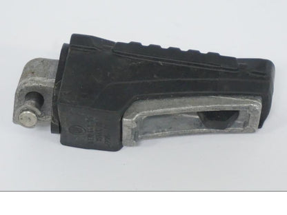 Baksidan på Fotpinne från en BMW R 1250 GS -2022 motorcykel.