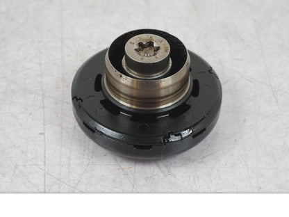 Baksidan på Motordelar från en BMW R 1200 GS -2018 motorcykel.