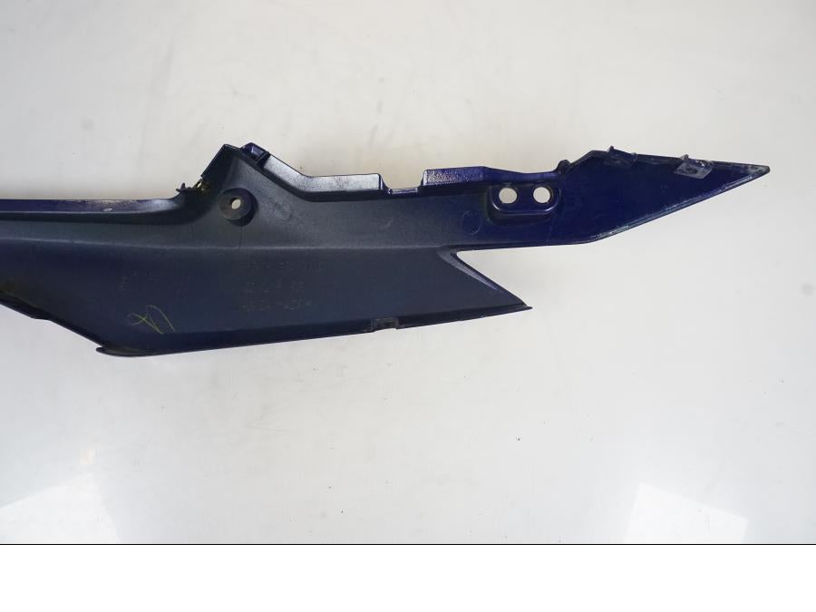 Extrabild1 på Bakvinge från en Honda CBR 125 R -2006 motorcykel.