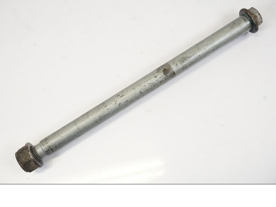 Framsidan på Axel från en Honda NT 700 -2008 motorcykel.