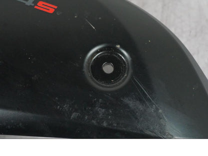 Höger sida på Sidkåpa från en Ducati Multistrada V4 -2024 motorcykel.