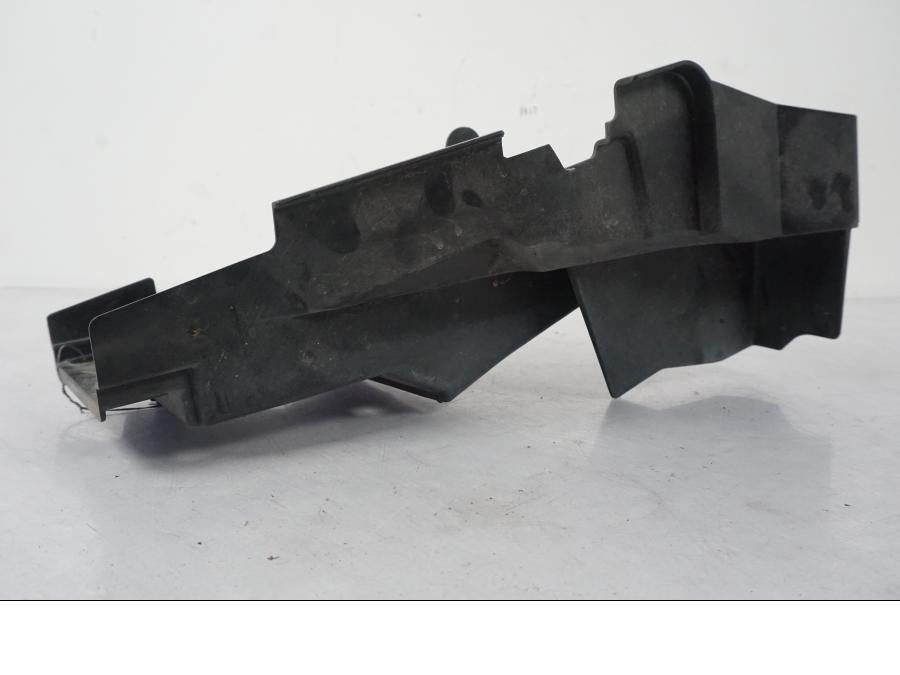 Höger sida på Batterihållare från en Kawasaki ZX-6R -2005 motorcykel.