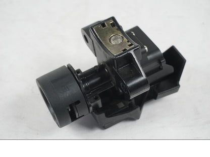 Extrabild4 på <p>Låssats från BMW F 800 S 2007.</p>

<p>Tanklock, 1st nyckel, tändningslås och låscylinder.</p> motorcykel.