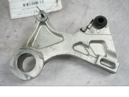 Vänster sida på Bromsoksfäste från en Honda CBR 1000 RR -2005 motorcykel.