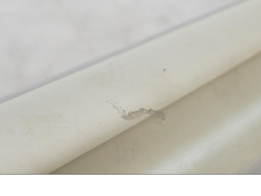 Höger sida på Gaffeldekorrör från en Suzuki VL 800 -2002 motorcykel.