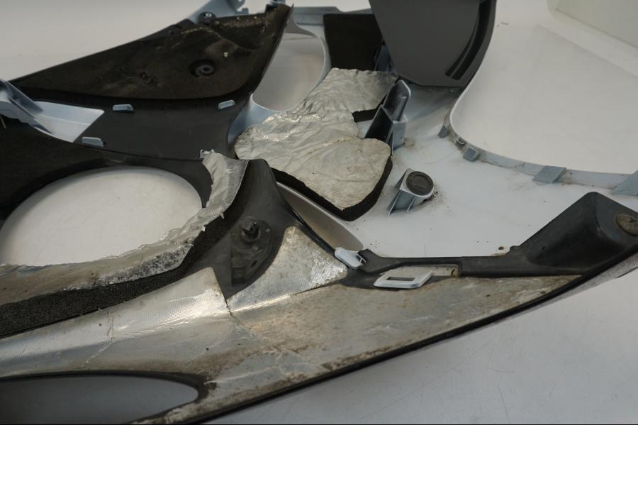 Extrabild6 på Sidkåpa från en Suzuki GSX 1300 R -2017 motorcykel.