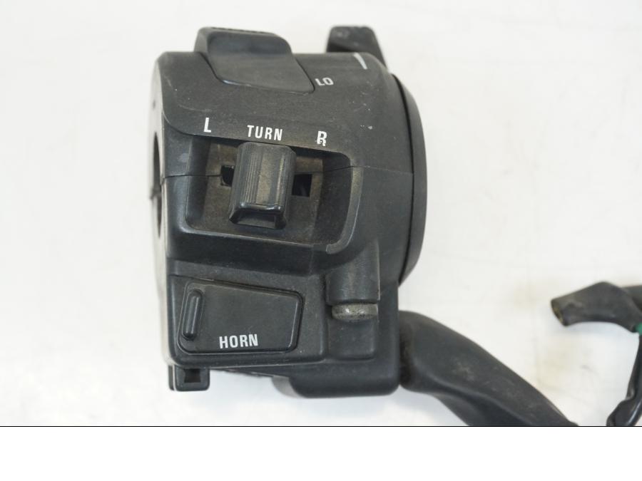 Baksidan på Styrelreglage från en Honda NSR 125 -1991 motorcykel.