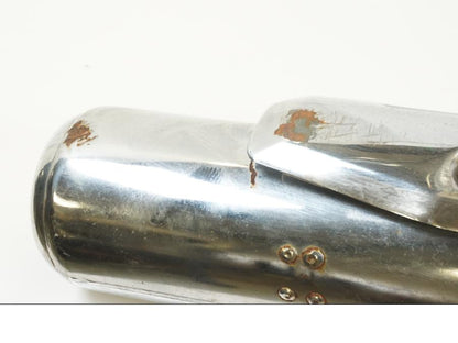 Baksidan på Avgassystem från en Yamaha YBR 125 -2005 motorcykel.