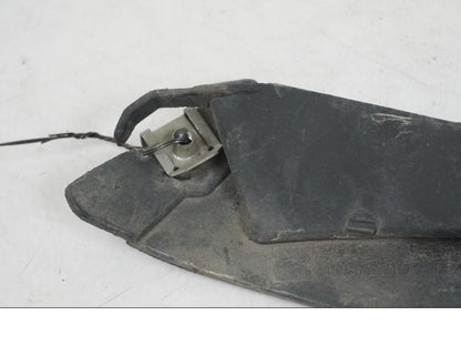 Vänster sida på Vindavvisare från en BMW F 800 GS -2008 motorcykel.