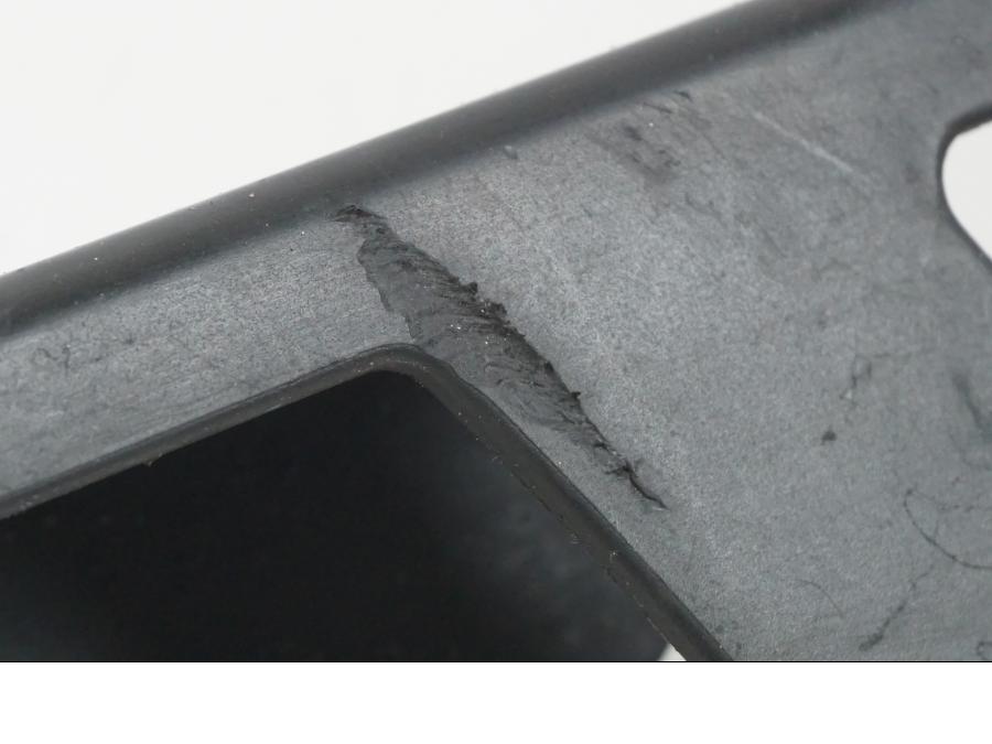 Höger sida på Kedjeskydd från en Suzuki GSX-R 750 -2009 motorcykel.