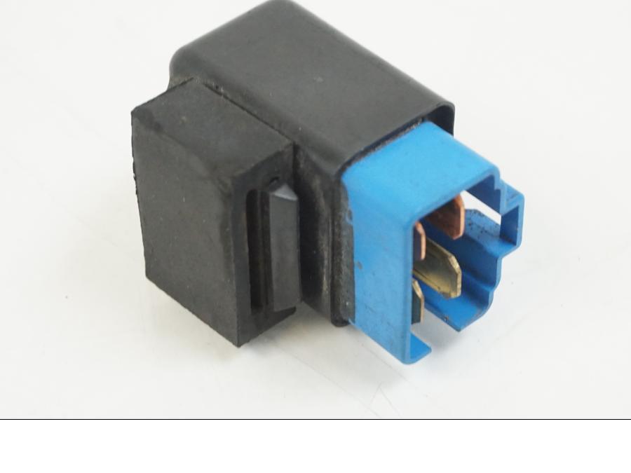 Extrabild2 på Relä från en Honda CBR 125 R -2006 motorcykel.