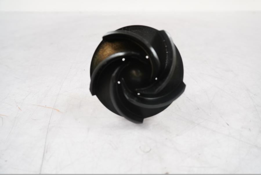 Baksidan på Vattenpump från en Ducati Multistrada 1260 -2020 motorcykel.