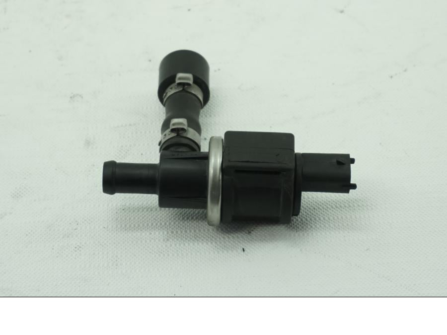 Framsidan på Luftventil från en KTM 950 SM -2006 motorcykel.