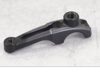 Baksidan på Backspegelfäste från en BMW R 1200 GS -2005 motorcykel.