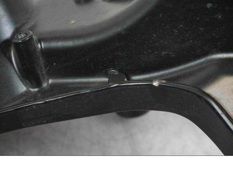 Extrabild5 på Toppkåpstag från en BMW K 1600 GTL -2015 motorcykel.