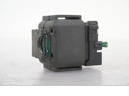 Baksidan på Startrelä från en Honda NT 650 V -2002 motorcykel.