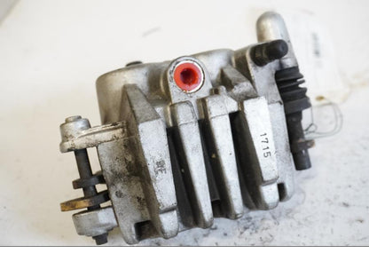 Baksidan på Bromsok från en Kawasaki VN 1500 Classic Tourer -2000 motorcykel.