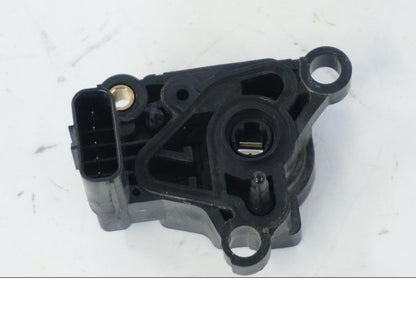 Extrabild1 på TPS från en Honda SH 300 A -2011 scooter.