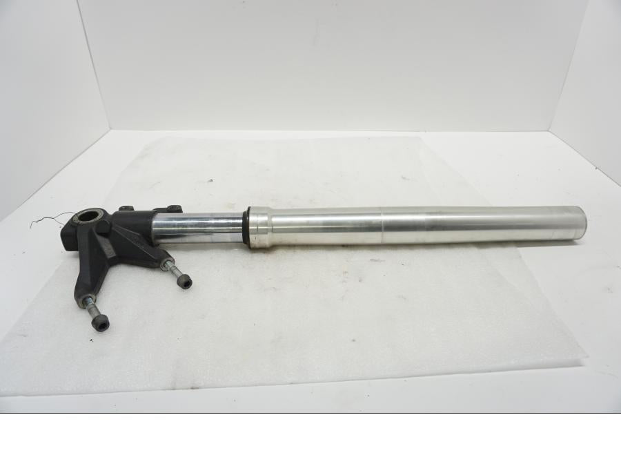 Framsidan på Gaffelben från en Ducati Monster 696 -2010 motorcykel.