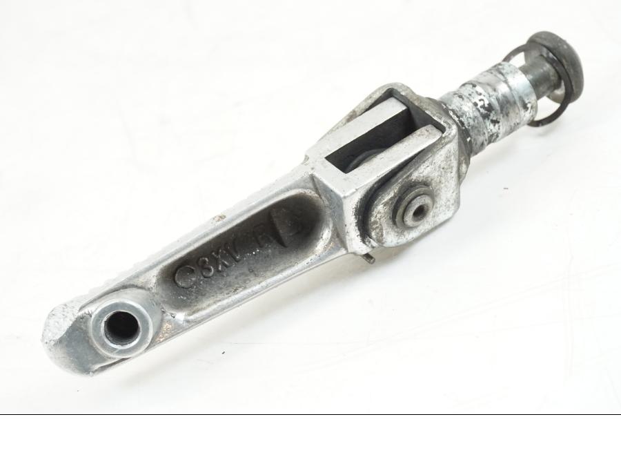 Höger sida på Fotpinne från en Yamaha YZF R6 -1999 motorcykel.