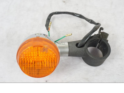 Framsidan på Blinkers från en Honda VT 600 C -1998 motorcykel.